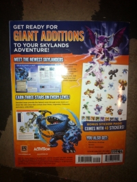 Skylanders Giants (Poster Inside) Box Art
