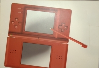 Nintendo DS Lite (Red) [EU] Box Art
