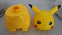Pikachu cup with removable head Box Art