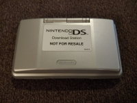 Nintendo DS Download Station Kiosk Demo System (Silver DS) Box Art