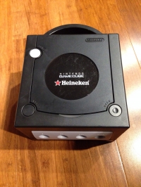 Nintendo Gamecube DOL-001 (Jet Black / Heineken) Box Art