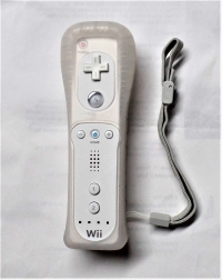 Nintendo Wii Remote (white / locking wrist strap) Box Art