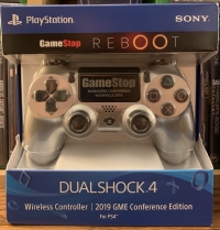 Sony DualShock 4 Wireless Controller CUH-ZCT2U - 2019 GME Conference Edition (silver) Box Art
