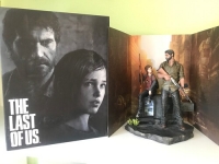 Last of Us, The: Joel & Ellie Statue Box Art