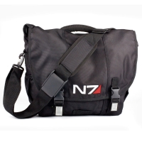 N7 Messenger Bag Box Art