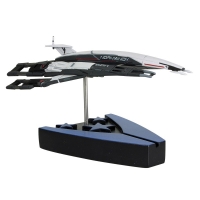 Mass Effect: Alliance Normandy SR-1 Ship Replica Box Art