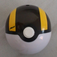 Pokémon - plastic Ultra Ball with stickers Box Art